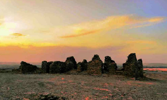 The English Mountain at Bahariya Oasis